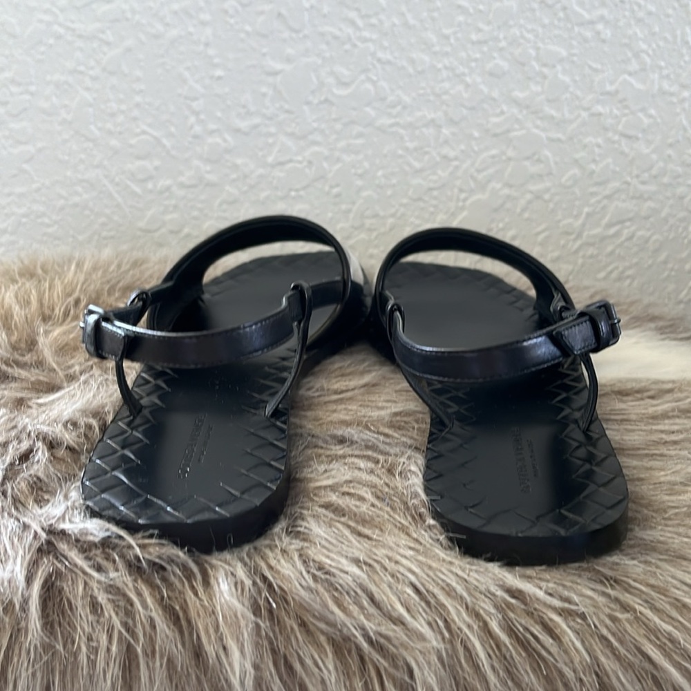 Flat Bottega Veneta Sandals - Picture 3 of 14